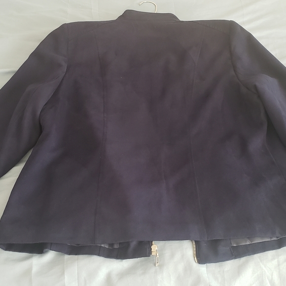 Jacket - Picture 2 of 2